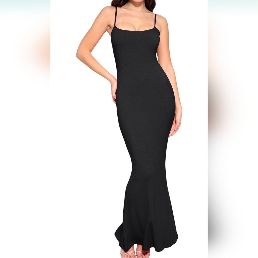 Elegant Black Maxi Dress